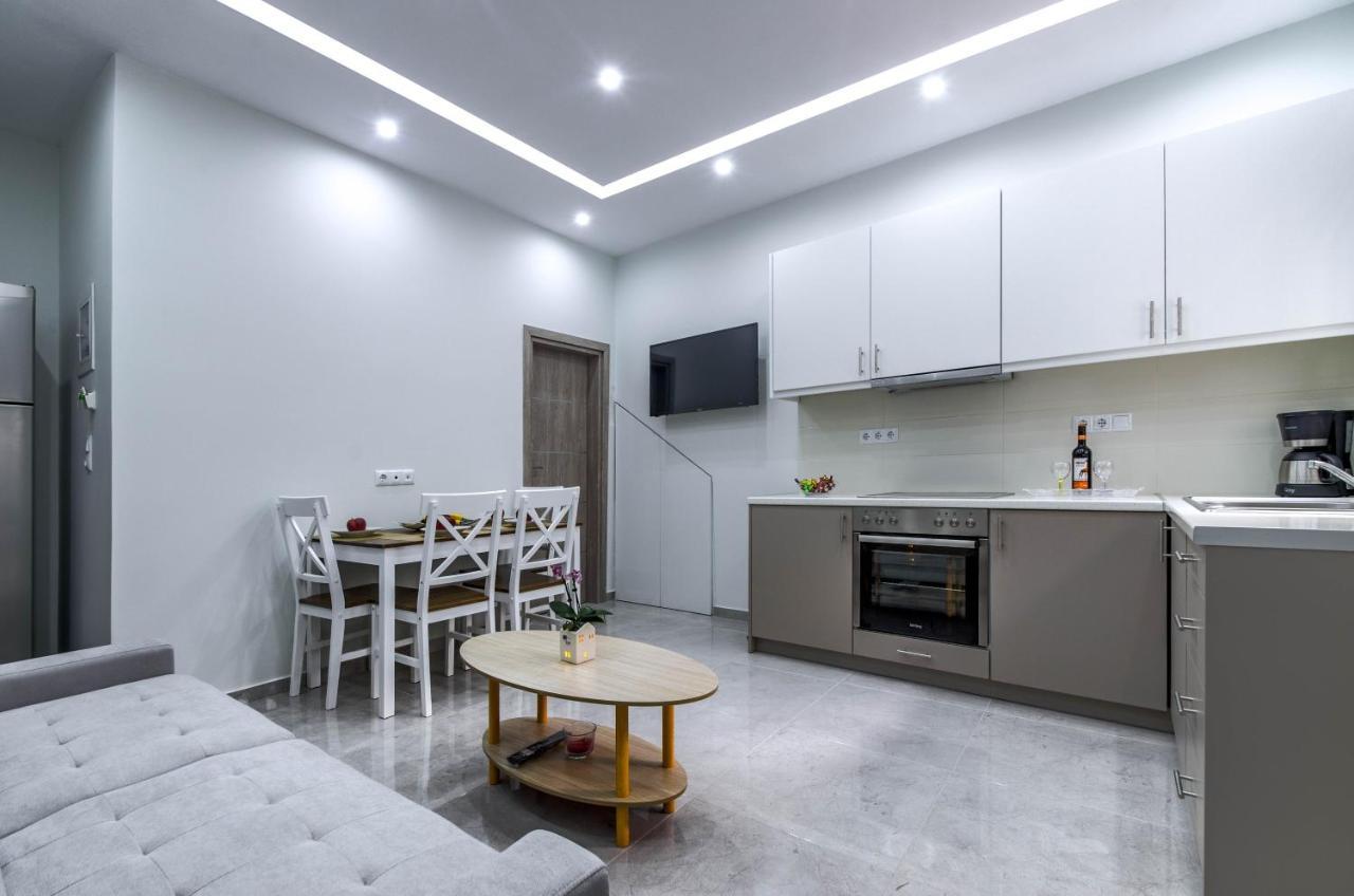 Renovated 2Bd House Close To Pireus Port Kültér fotó