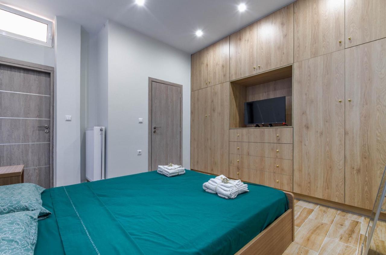Renovated 2Bd House Close To Pireus Port Kültér fotó