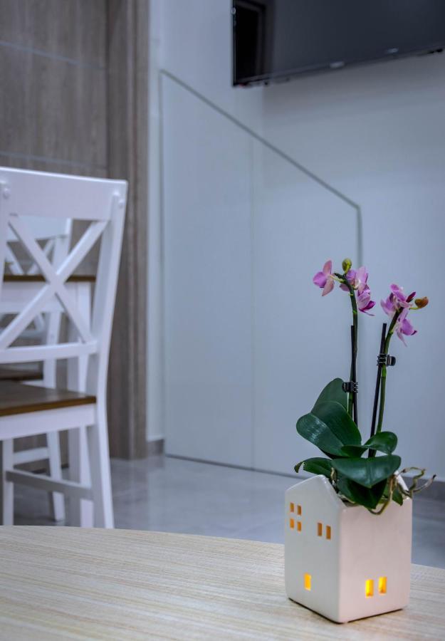 Renovated 2Bd House Close To Pireus Port Kültér fotó