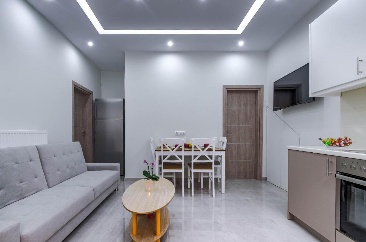 Renovated 2Bd House Close To Pireus Port Kültér fotó